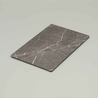 Lembar marmer abu-abu yang tahan goresan ACP. Panel komposit aluminium efek batu 1,5-8mm untuk fasad arsitektur.