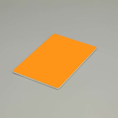 HDPE Panel Komposisi Aluminium Oranye yang Dapat Dibakar Kelas B1 Lapisan Eksternal tahan api