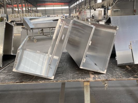 Ukuran tidak konvensional lempeng lentur jenis melengkung Aluminium Veneer Fluorocarbon Coated Anti Static eksterior dinding instalasi
