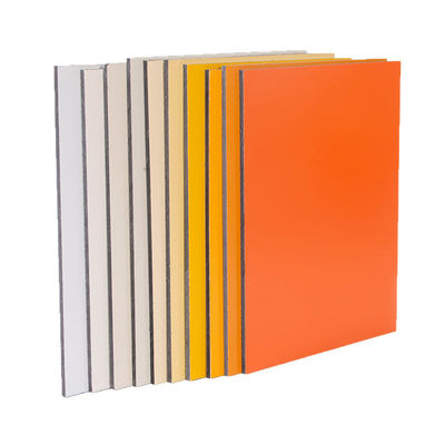 Panel Komposit Aluminium PE 2440mm dengan Pola Kain dan Lapisan PVDF untuk Pelapis Dinding Eksterior dengan Garansi 10-20 Tahun