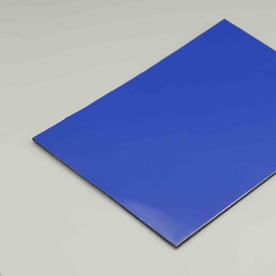 Panel Komposit Aluminium Berwarna Brushed Coating PVDF 1.22x2.44m Dengan Ketahanan Gores