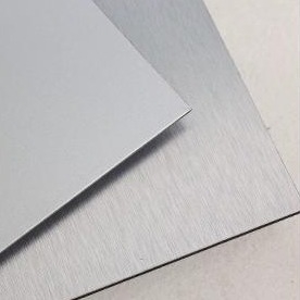 Panel Komposit Aluminium PE Abu-abu untuk Panel Dinding Eksterior Bangunan dan Panel Dinding Interior 4MM 1.22 X 2.44m